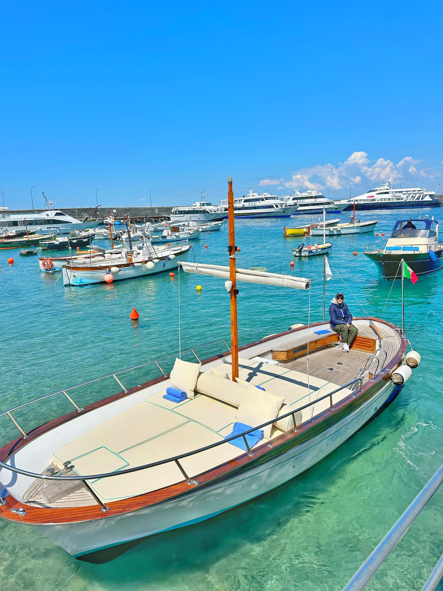 Capri Private Boat Tour by Traditional Gozzo